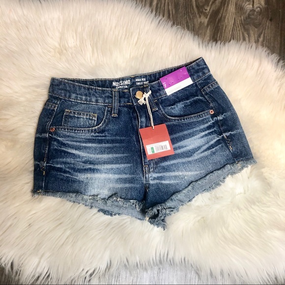 Mossimo Supply Co. Pants - NWT MOSSIMO SUPPLY CO. FRAYED HEM DENIM SHORTS